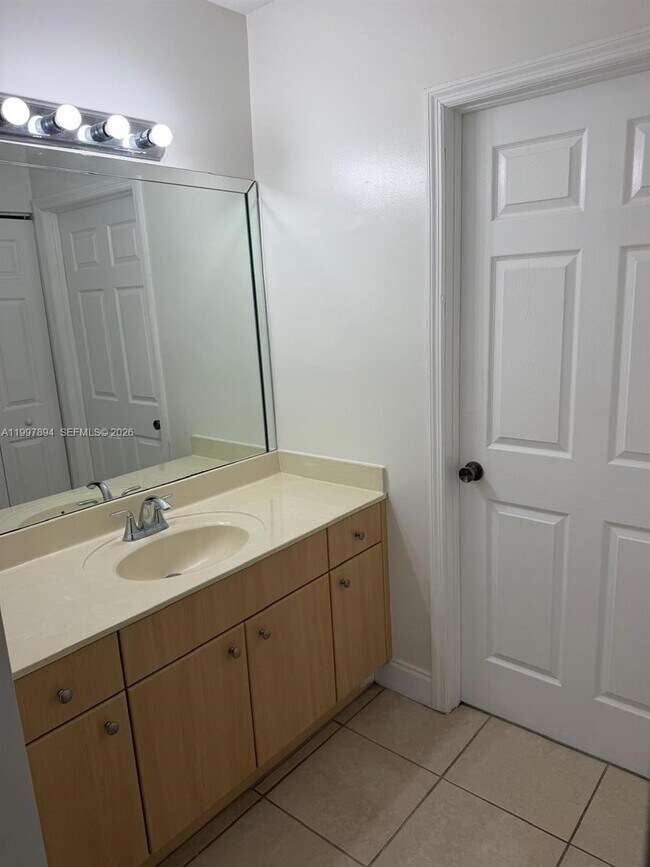 Building Photo - 6676 SW 115th Ct