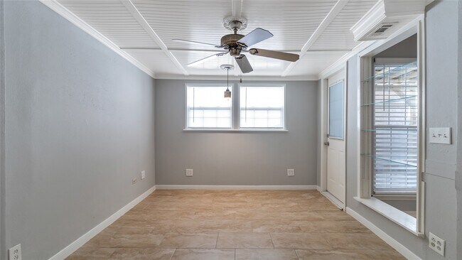 Building Photo - 4505 Terrace Manor Dr