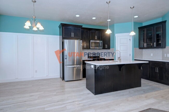 Building Photo - 15351 Tarawa Dr