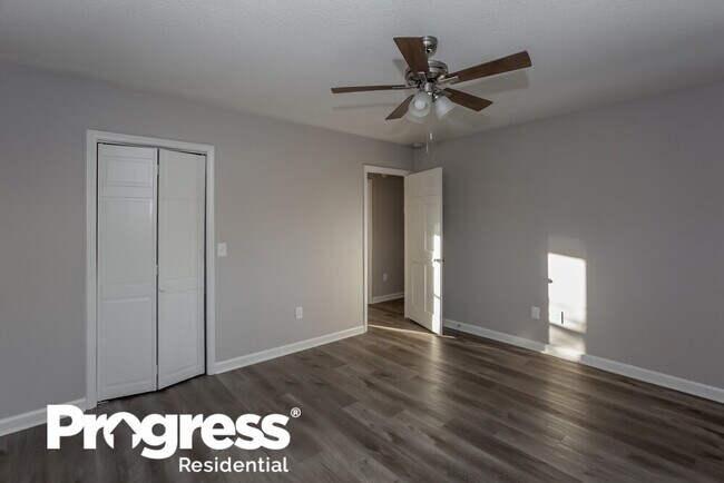 Building Photo - 363 Honeycutt Dr SE