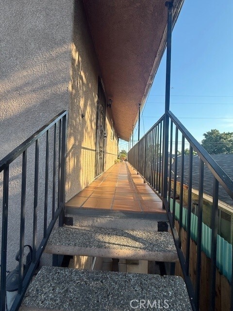 Primary Photo - 1232 E 68th St