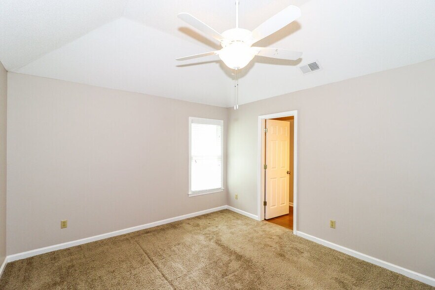 Building Photo - 11059 Bonnie Creek Cove