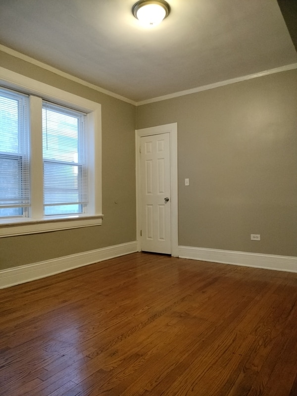 Building Photo - 7729 S Essex Ave