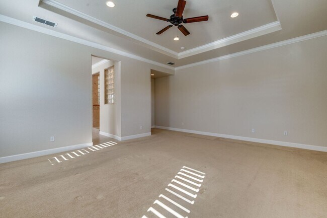 Building Photo - Luxury 4-Bedroom Home in El Dorado Hills Exclusive Serrano Community!
