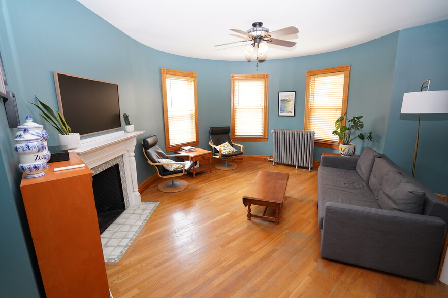 Primary Photo - 127 Franklin St