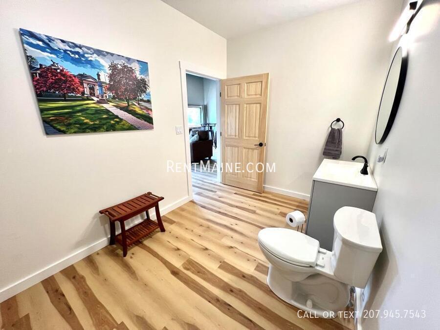 Building Photo - 113 N Lancey St