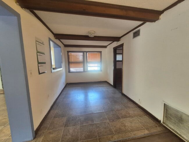 Building Photo - 2327 Polk St