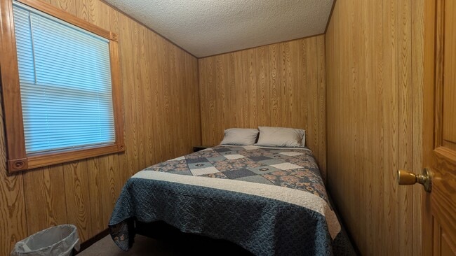 Building Photo - 1321 S Darling Dr NW