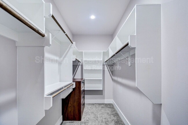 Building Photo - 6731 New York St