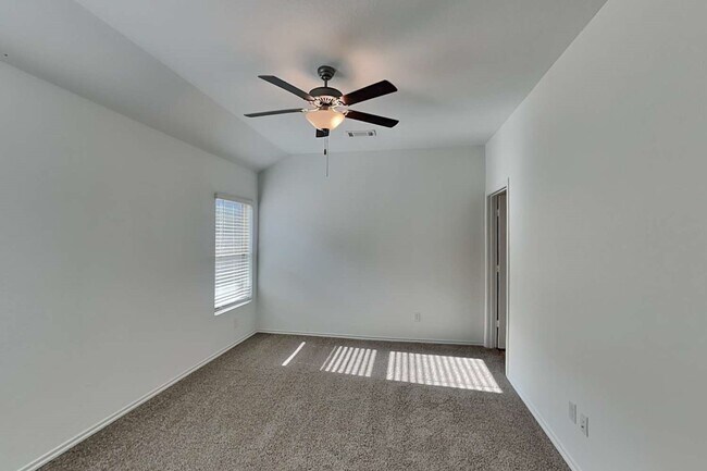 Building Photo - 22412 Sonora River Trce
