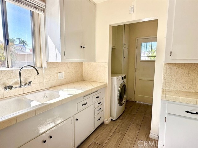 Building Photo - 1127 E Larkwood St