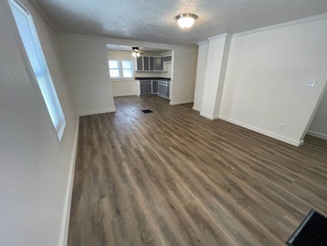 Building Photo - Nice Totally Remodeled 3 Bedroom /1 Bath Home in Downtown Goshen