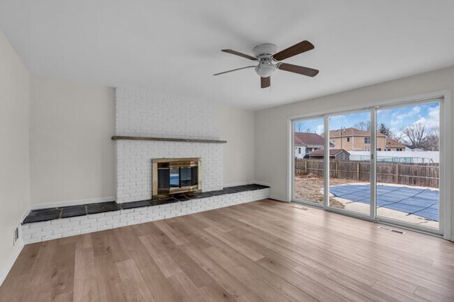 Building Photo - Newly Renovated 4-Bedroom Home with Pool i...