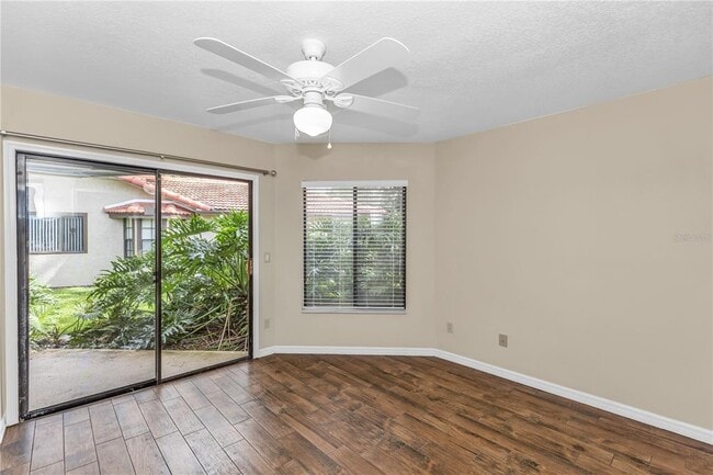Building Photo - 510 Spoonbill Ct
