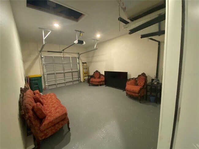 Building Photo - 11974 Tetzel Ave