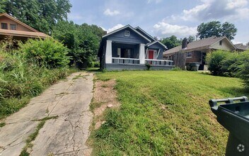 Building Photo - 522-524 E Gage Ave