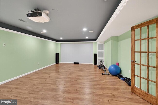 Building Photo - 815 S Haines Cir