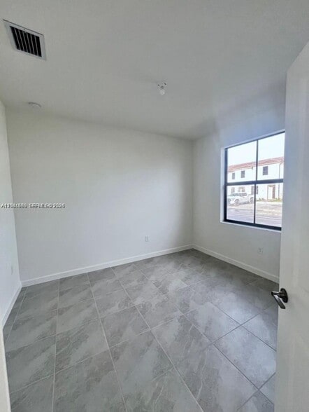 Building Photo - 23252 SW 128th Ave