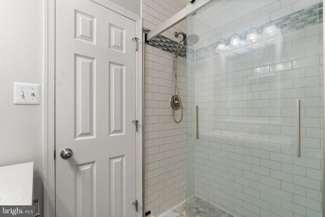 Building Photo - 9130 Bobwhite Cir