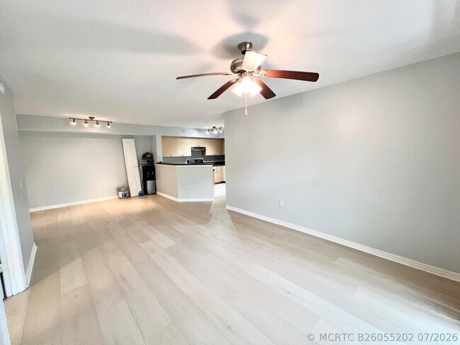 Building Photo - 4021 San Marino Blvd