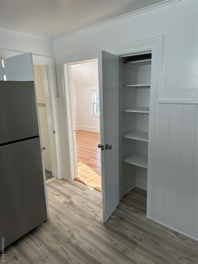 Building Photo - 68 Lake Ave