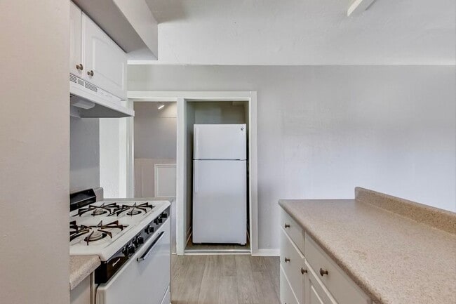 Building Photo - 159 Emerson St