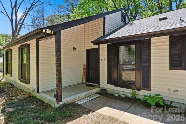 Building Photo - 6123 Unity Ln NW