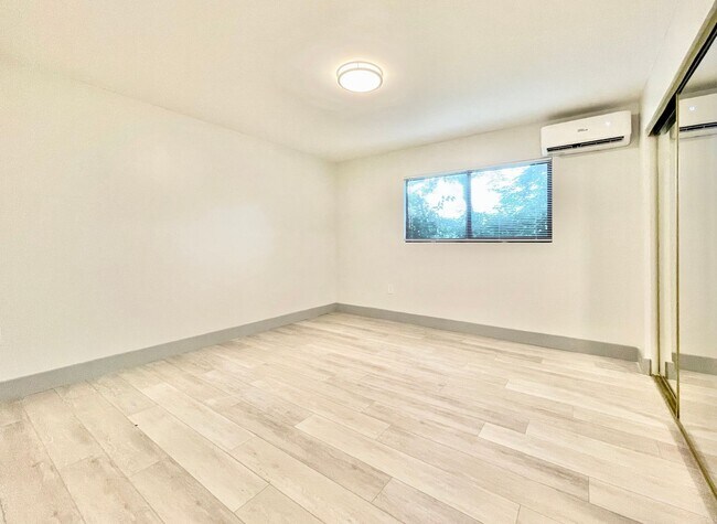 Building Photo - 1493 NW 55th St