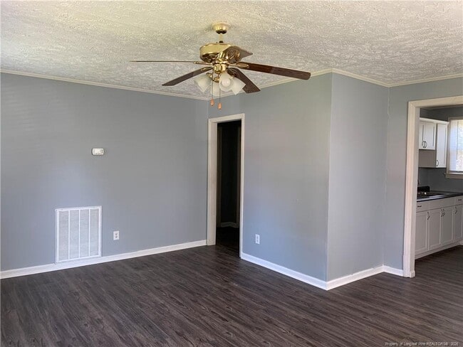 Building Photo - 602 Forest St