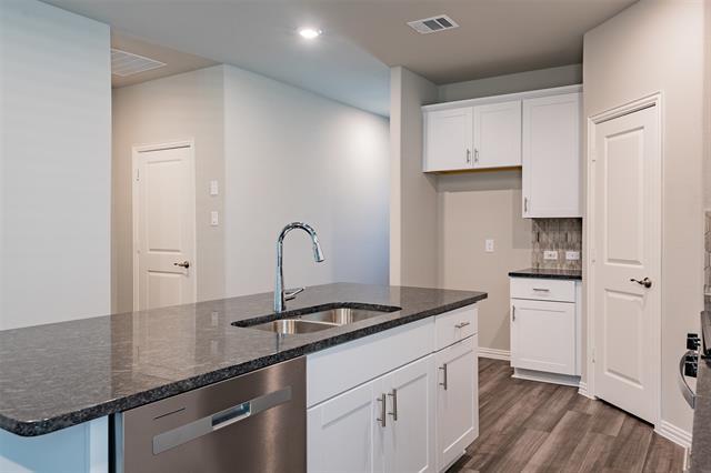 Building Photo - 1143 Enchanted Rock Ln