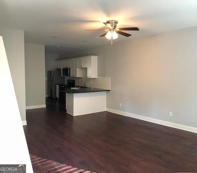 Building Photo - 1350 Binghampton Cir