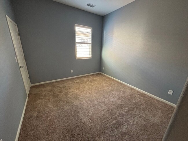 Building Photo - Beautiful home in a quiet Minden neighborhood