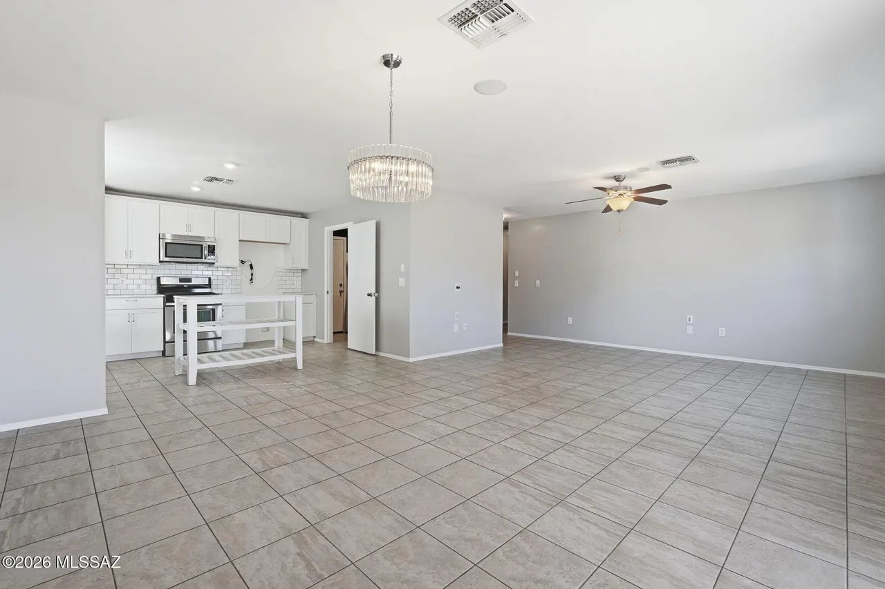 Building Photo - 757 S Harry P Stagg Dr