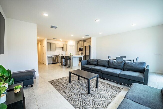 Building Photo - 3883 Academia Ave