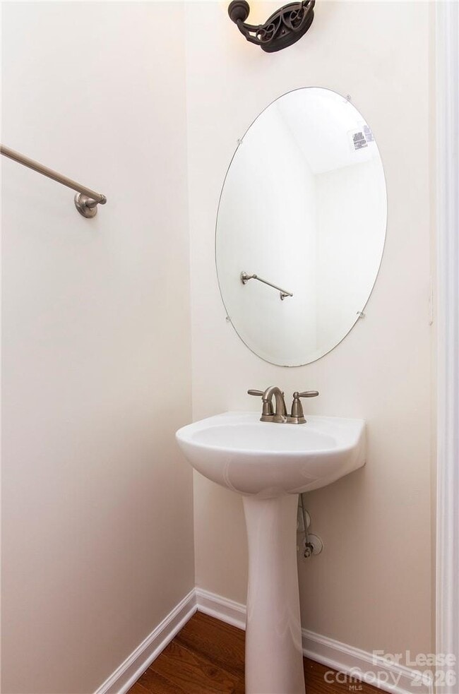 Building Photo - 9921 Kings Parade Blvd