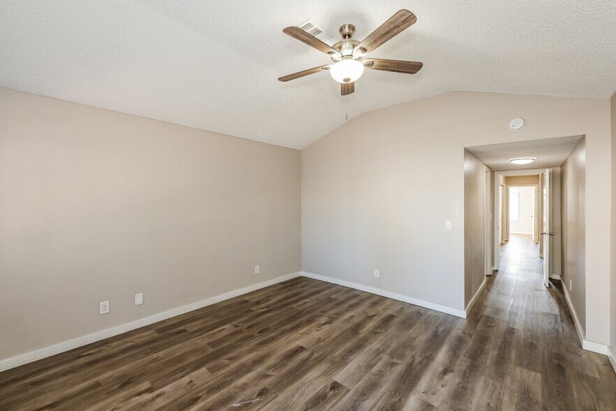 Building Photo - 2505 Kilmaron Cir