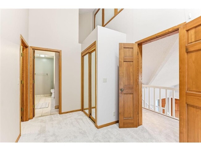 Building Photo - 5880 Christmas Lake Rd