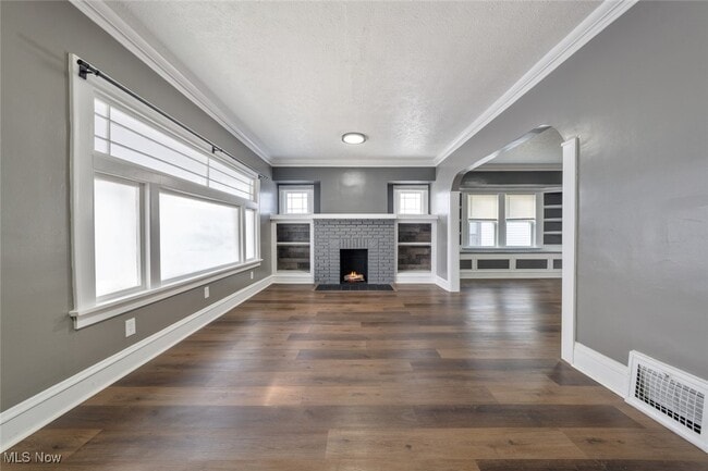 Building Photo - 3904 Ardmore Ave