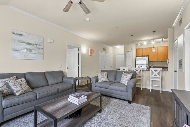 Building Photo - Midtown Village 2 Bed 2 Bath Condo! Available July!