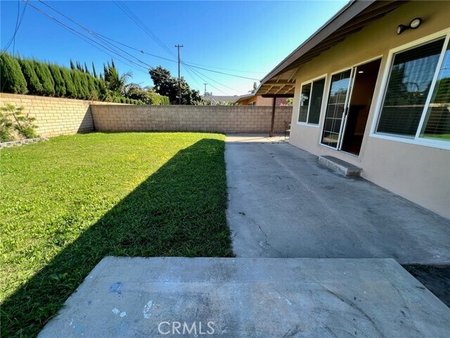 Building Photo - 11862 Steele Dr