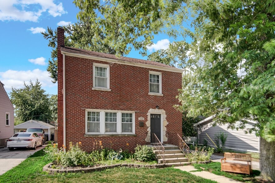 Primary Photo - 3445 N Schultz Dr