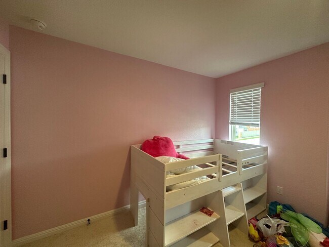 Building Photo - 3 Bed 2 Bath in Liberty Hill Tx