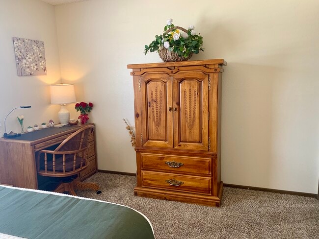 Building Photo - 12414 W Nugget Ct