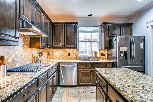 Building Photo - 1203 Limestone Creek Dr