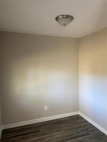 Building Photo - 802 Las Palmas Dr