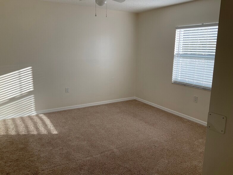 Building Photo - 2309 W Texas Ave