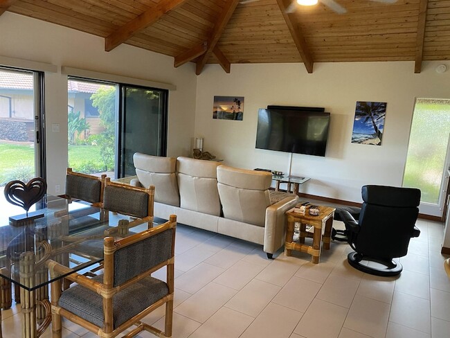 Building Photo - 4103 N Paua Way