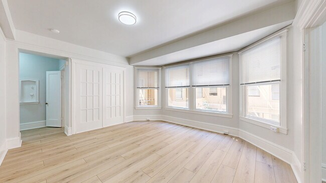 Building Photo - 509 Taylor St