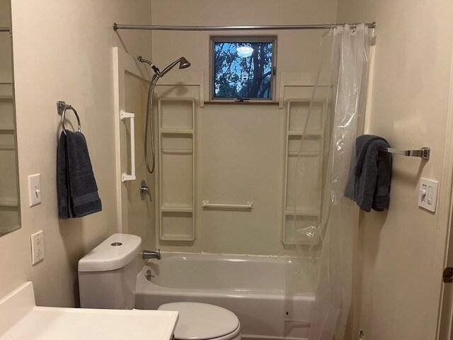 Building Photo - 426 Green Glen Way