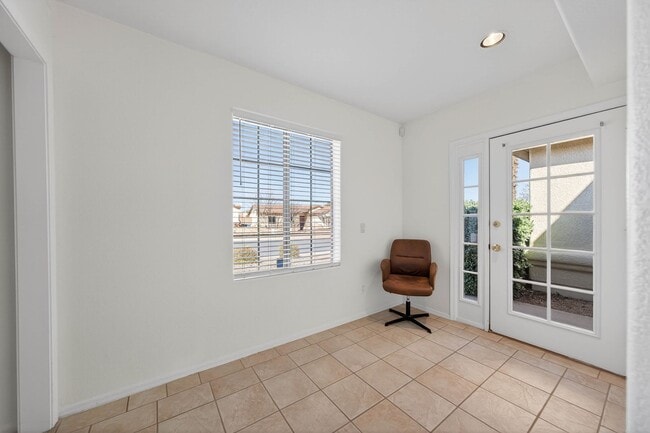 Building Photo - 3824 Plaza De La Yerba